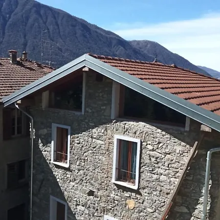 Ca' Dei Codirossi Lägenhet Carlazzo